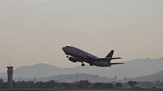 Boliviana de aviación despega del aeropuerto de Cochabamba [upl. by Nomsed998]