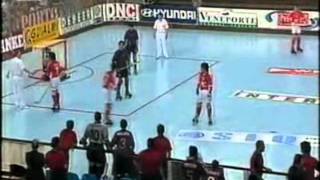 Hóquei em Patins Benfica  Barcelona da Liga dos Campeões 20012002 2 de 3 [upl. by Aitam]