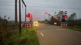 Spoorwegovergang Zenderen Avond Editie  Dutch railroad crossing Evening Edition [upl. by Ycul]