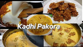 Kadhi Pakora Recipe  Buhat Mazy ki banay wali Recipe Kadhi pakora  Pakistani Kadhi pakora Recipe [upl. by Demetris]