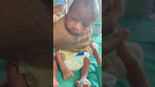 Newborn Baby Feeding Time Video medicalviralvideo [upl. by Hershell]