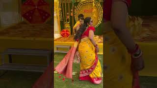 Abhi to banno nachegi song haldi reels [upl. by Ettelorahc]