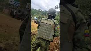 Dos integrantes de Los Lobos fueron capturados por militares en Camilo Ponce Enríquez [upl. by Rodablas]