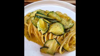 CARBONARA DI ZUCCHINE ricetta carbonara con le zucchine [upl. by Anaizit977]