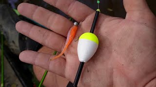 How To Catch CREEK CRAPPIE With JIG amp BOBBER CRAPPIE Fishing 101 [upl. by Svoboda]