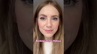 Burgunder ist die Trendfarbe in diesem Herbst auch beim Makeup mamabloggerde herbstmakeup [upl. by Litt]