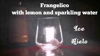 Como se toma licor Frangelico cocktail lemon sparkling water [upl. by Eicyaj]