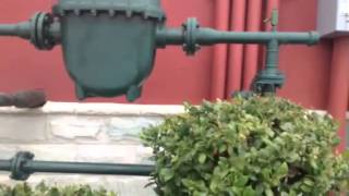 Huge and loud gas meter running [upl. by Barden]