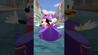 ¡De paseo con Minnie y Daisy 🛶  LOS CUENTOS DE MINNIE  DisneyJuniorES [upl. by Fabron]