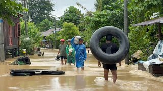 Myanmar residents flee severe floods shelter in a school  AFP [upl. by Karrah]