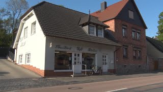 PUNKTum BackeBacke Kucheneine Schicht in der Bäckerei Mädel Klostermansfeld [upl. by Erund]