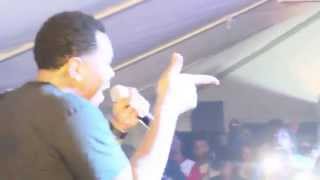 Kevin Gates Cries on Stage performing LIVE  quotIDGAFquot [upl. by Ttayh975]