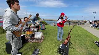 Allie Sherlock amp The 3 Busketeers Perform Locked Out of Heaven By Bruno Mars [upl. by Tedda]