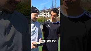 Neue Fußballschuhe oder Mystery Box [upl. by Prudence]