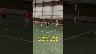 Direkleri aşamayan kişi sensin biliyorum 😂😂 halısaha futbol football sports [upl. by Hermon260]