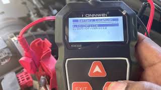 How to use the Konnwei KW208 car Battery Tester [upl. by Bow381]