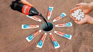 Experiment Colgate mentos X cocoa cola reaction [upl. by Oirram]