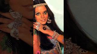 The gorgeous Zeenat Aman 💋zeenataman indianactor everygreenhits evergreenoldoldisgold hitsong [upl. by Aynad]