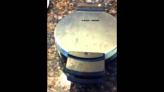 Black amp Decker Belgian Waffle Maker Video Product Review [upl. by Disharoon699]