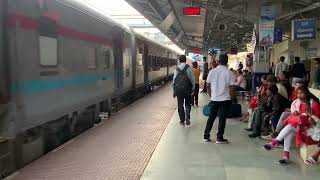 Durg Ajmer Express Superfast Arrived Anuppur Indian Railways Vlogs [upl. by Boyse]