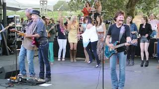 👉🔥Unforgettable Doobie Brothers Live Show 🍷 🎵 Listen to the Music 🎶🎸 [upl. by Lawler]