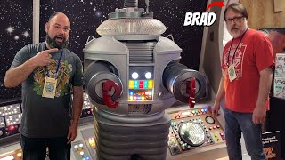 I Meet B9 Robot From Lost In Space Wonderfest 2022 [upl. by Lytsirk63]