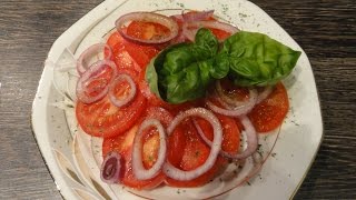 Einfache Tomatensalat  Simple Tomato salad  Preprosta paradižnikova solata [upl. by Lenka]