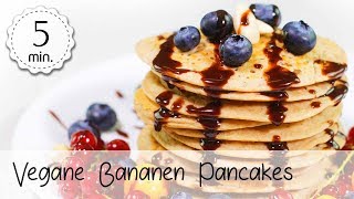 Vegane Bananen Pancakes  Bananen Pfannkuchen Rezept ohne Ei  Vegane Pfannkuchen  Vegane Rezepte [upl. by Nomyar]