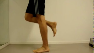 1 Achillespees oefeningen Single leg Calf Raises Level 1  Fysiotherapie Utrecht Oost [upl. by Tamaru]