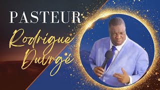 Pasteur Rodrigue Duverger Koman yon pasteur fè aksepte marié yon vivan ak yon mò [upl. by Bronson]