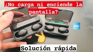 ¿Tus auriculares no cargan ni encienden la pantalla Aquí la solución ✅ [upl. by Akimak]