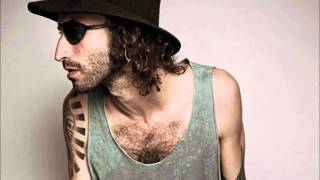 Leiva  Que No Mueran Los Cantantes [upl. by Tu]