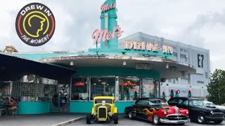 Melss Drivein Review  Universal Studios  Trying A Bacon Cheeseburger [upl. by Celesta]