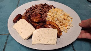 Desayunos Nicaraguenses Gallo Pinto Nicaraguense [upl. by Goodhen]