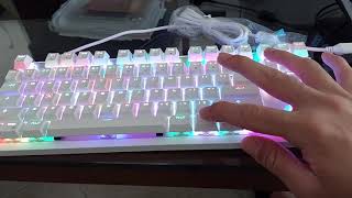 TECLADO MOTOSPEED GAMER MECÂNICO CK82 BRANCO TODO ILUMINADO ILUMINAÇÃO RGB E TECLADO COM CONEXÃO USB [upl. by Helfant]