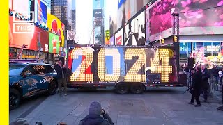 Times Square Prepares for New Years Celebration [upl. by Hayden455]