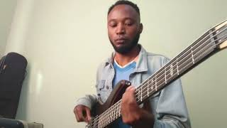 Siyabonga jesu wahamba nathi bass cover [upl. by Aira854]