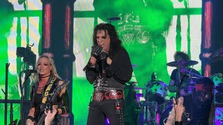 Poison  Alice cooper  Eventim Apollo 221024 [upl. by Nnaitak]