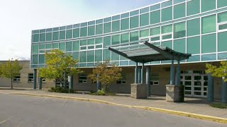 Threats alleging violence prompt the closure of several schools in eastern Ontario [upl. by Meehaf743]