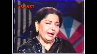 Farida Khanum  So raha tha to main akaila thaavi [upl. by Neltiac51]