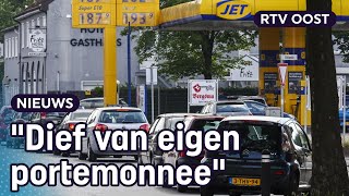 Lange rijen voor Duitse pomp benzine tot 50 cent goedkoper  RTV Oost [upl. by Grimbald]