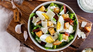 Caesar Salad mit Bacon und Ei I Butaris Butterschmalz [upl. by Neesay]