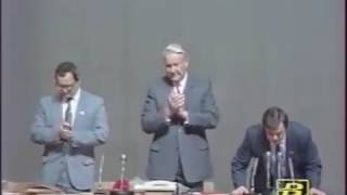 Orginal footage RSFSR Anthem 22 August 1991 Congress of Peoples Deputies White House Гимн РСФСР [upl. by Nagn]