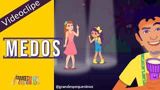 Medos  Videoclipe Grandes Pequeninos [upl. by Hnaht968]