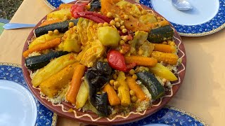 Couscous végétarien aux légumes [upl. by Trinia210]