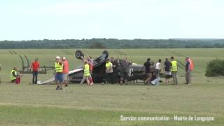 Spitfire crash on takeoff few meters from public during airshow in North of France [upl. by Lefty]