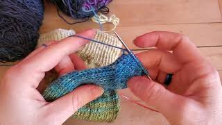 Tutoriel Tricot  Chaussettes à partir du haut 2 à la fois en magic loop 2  Talons doubles [upl. by Atig]