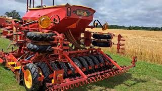 VADERSTAD Rapid 400F System Disc 4 metre Trailed Seed Drill  Walkaround [upl. by Ayyidas]