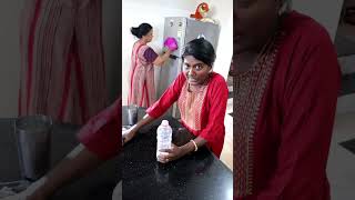 ஒரு வேலை ஒழுங்கா செய்ய தெரியுதா shorts youtubeshorts mom funny tamil [upl. by Philips]