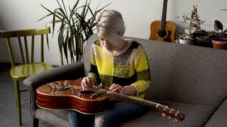 Passerelle a movable guitar bridge  with Kaki King [upl. by Nylyaj]